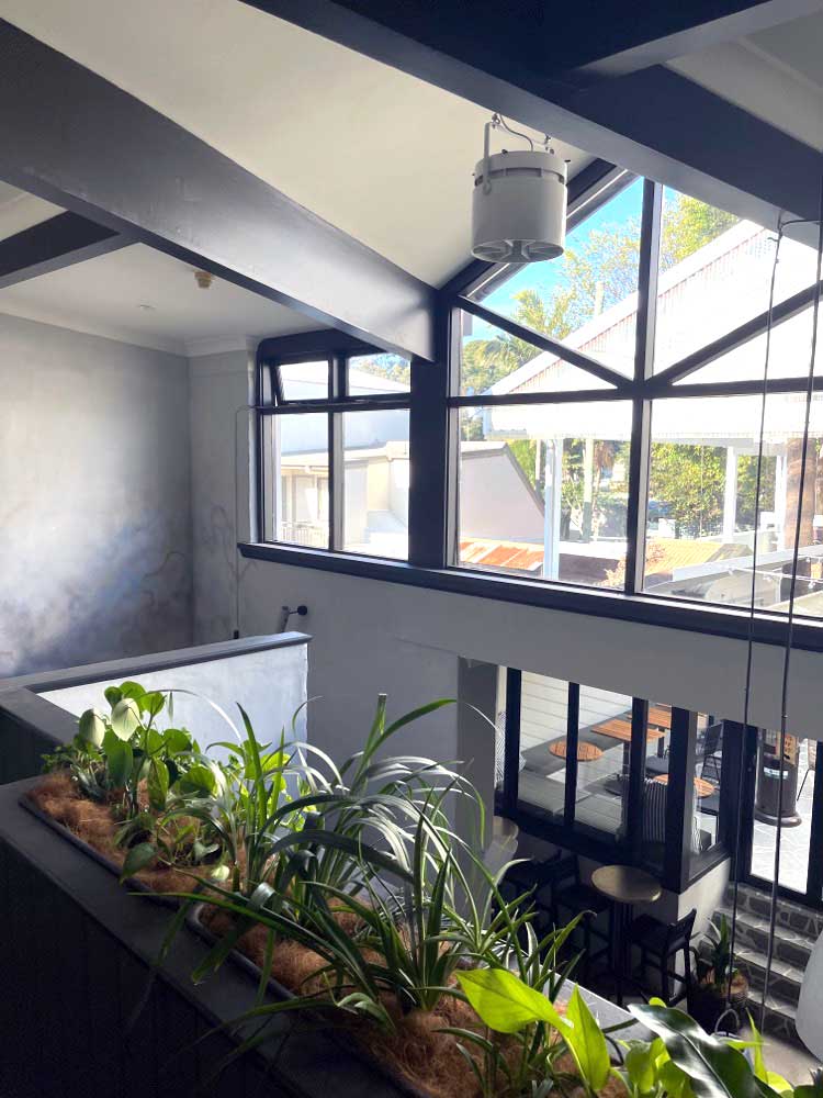 Airius Onyx Series Destratification Fan Gallery 9