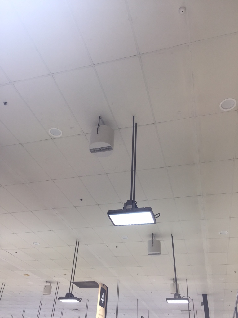 Airius Destratification Retail Aisle Series Fan Installation 2
