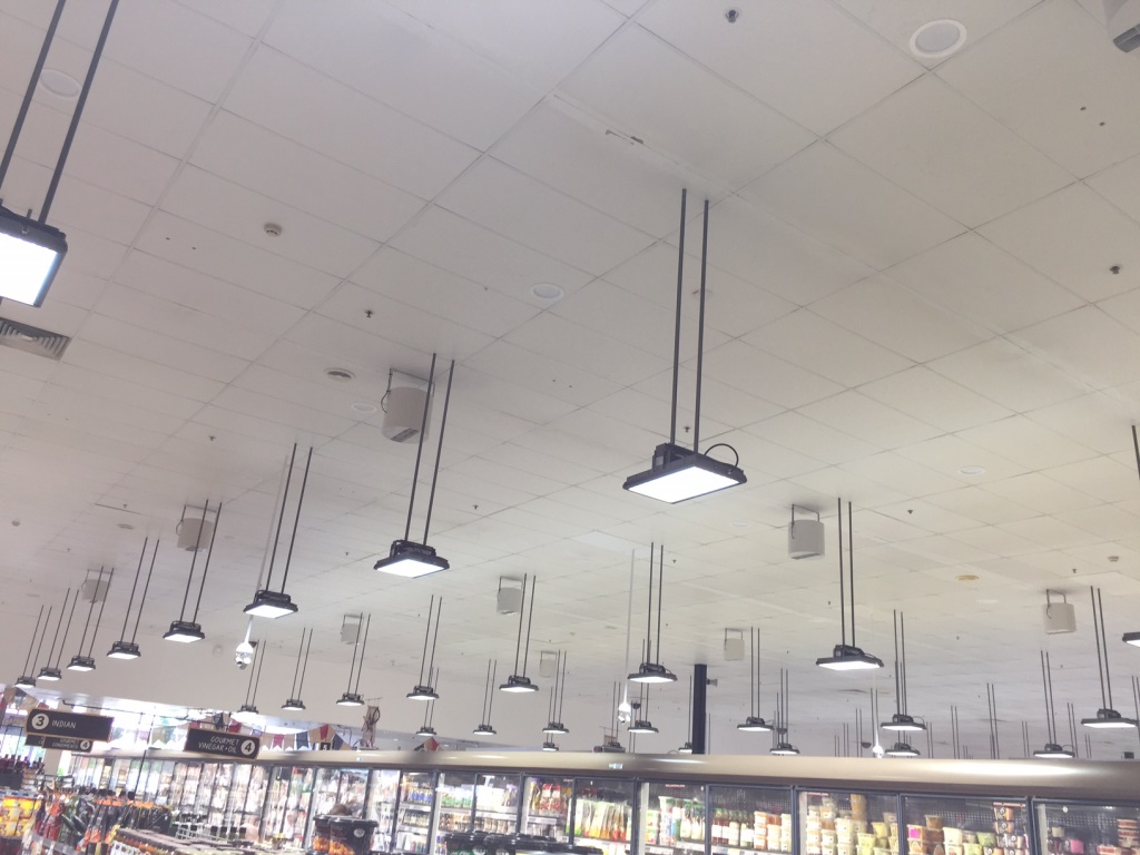 Airius Destratification Retail Aisle Series Fan Installation 3