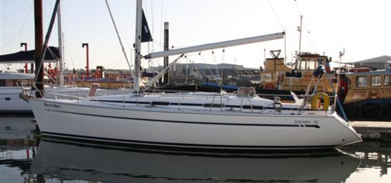 Airius LED Lighting Bennateau Yacht 52 Installation