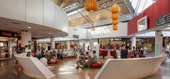 parqueser shopping center